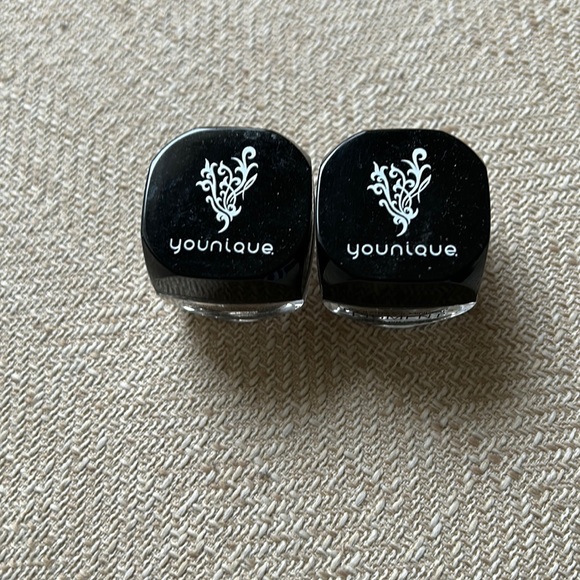 younique | moonstruck minerals pigment set